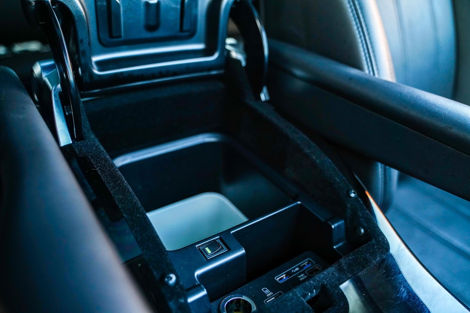 Used Land Rover Range Rover 2017 for sale - 76801401: Photo 40