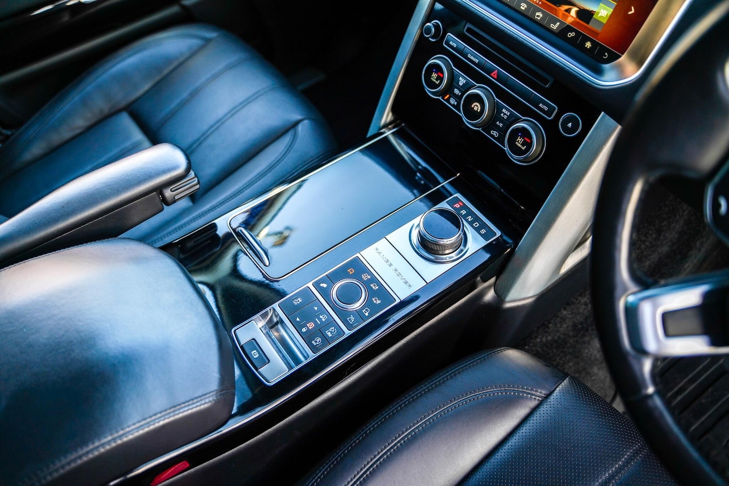 Used Land Rover Range Rover 2017 for sale - 76801401: Photo 41