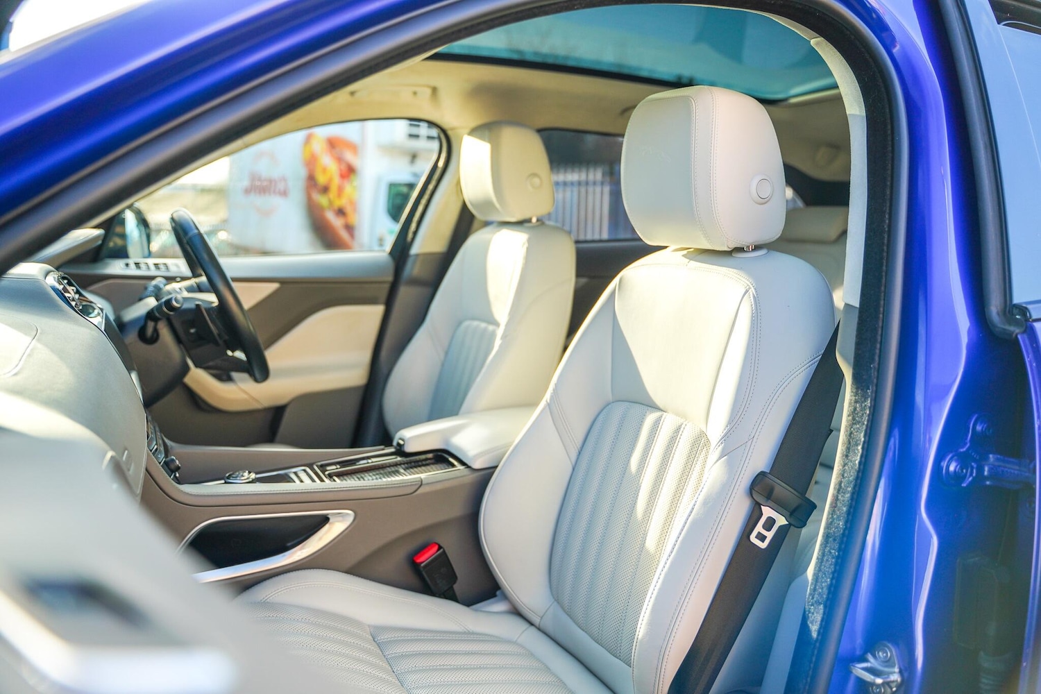 Used Jaguar F-Pace 2018 for sale - 77497511: Photo 21