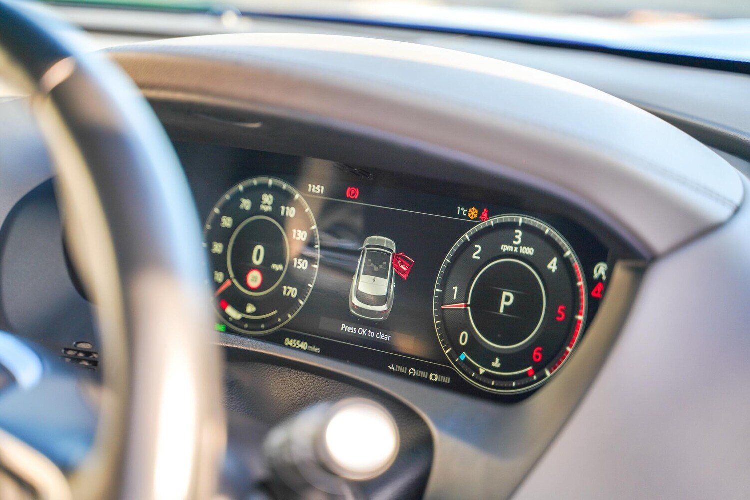 Used Jaguar F-Pace 2018 for sale - 77497511: Photo 38