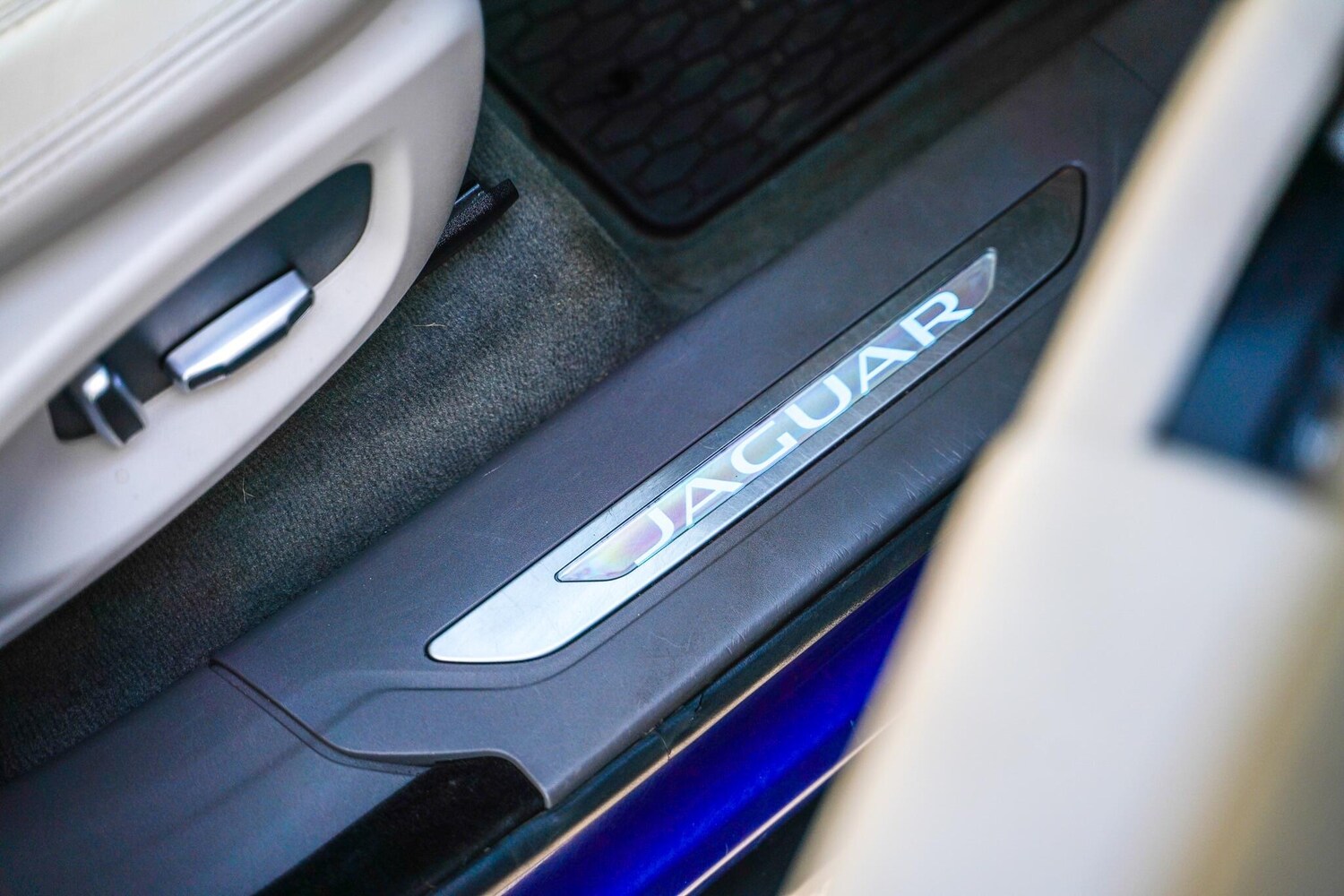 Used Jaguar F-Pace 2018 for sale - 77497511: Photo 51