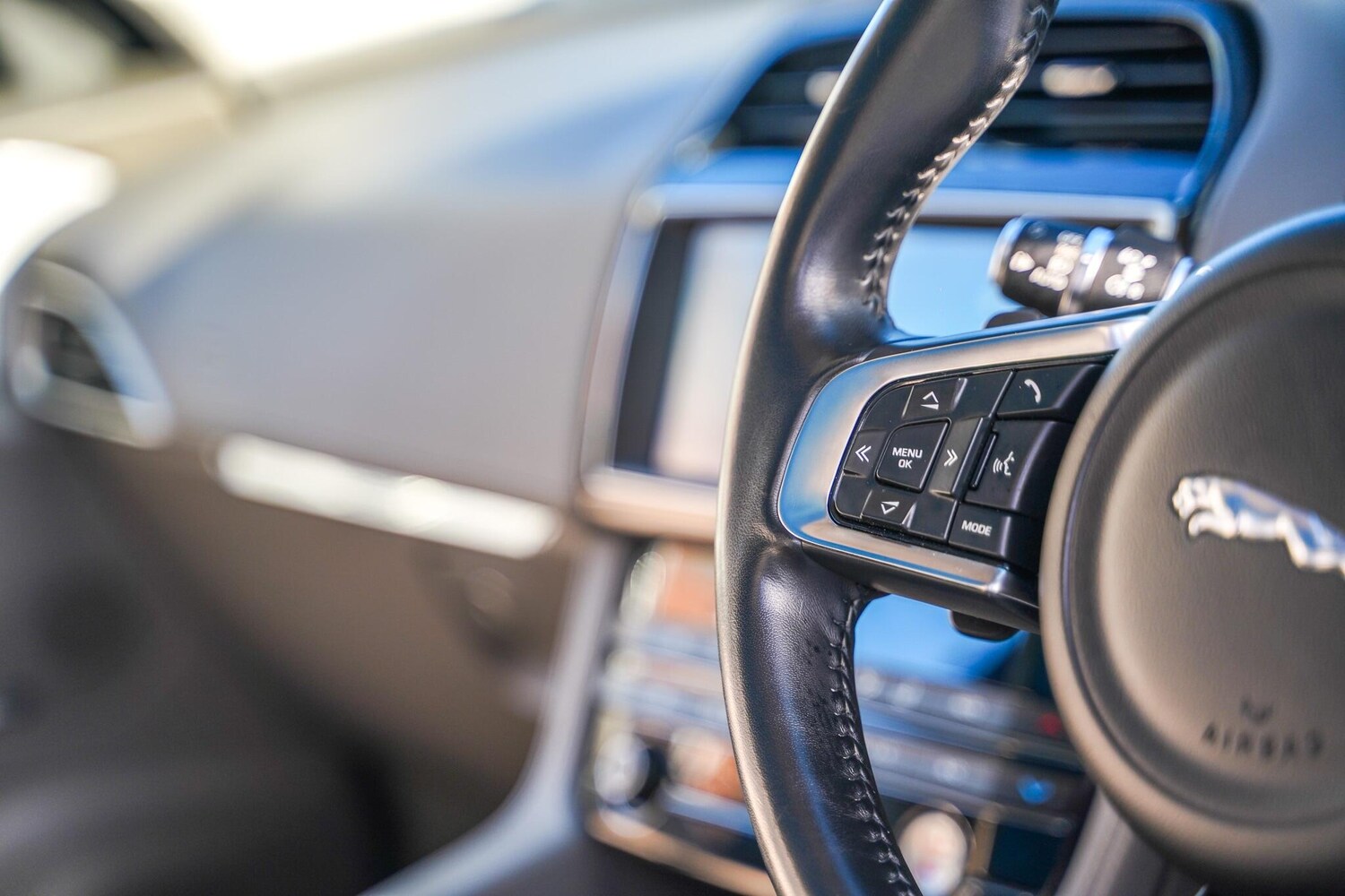 Used Jaguar F-Pace 2018 for sale - 77497511: Photo 53