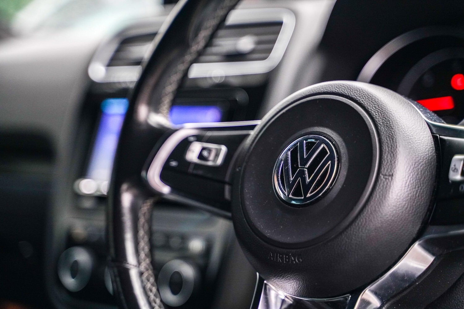 Used Volkswagen Scirocco 2016 for sale - 77279237: Photo 36