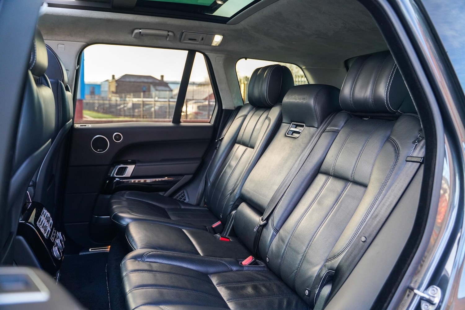 Used Land Rover Range Rover 2017 for sale - 76936068: Photo 28