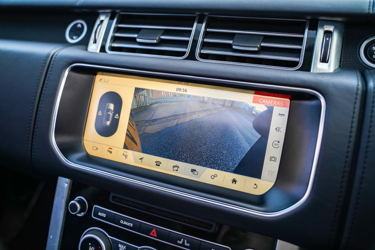 Used Land Rover Range Rover 2017 for sale - 76936068: Photo 43