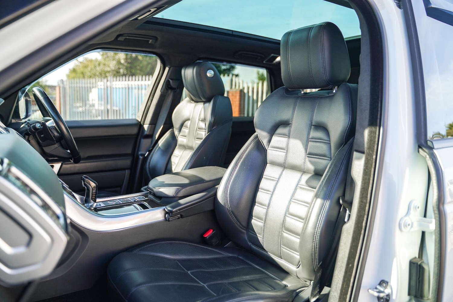 Used Land Rover Range Rover Sport 2016 for sale - 76189032: Photo 17