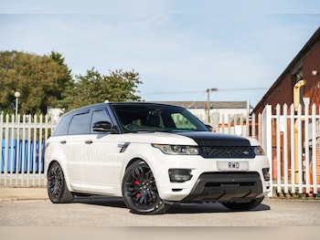 Used Land Rover Range Rover Sport 2016 for sale - 76189032: Photo