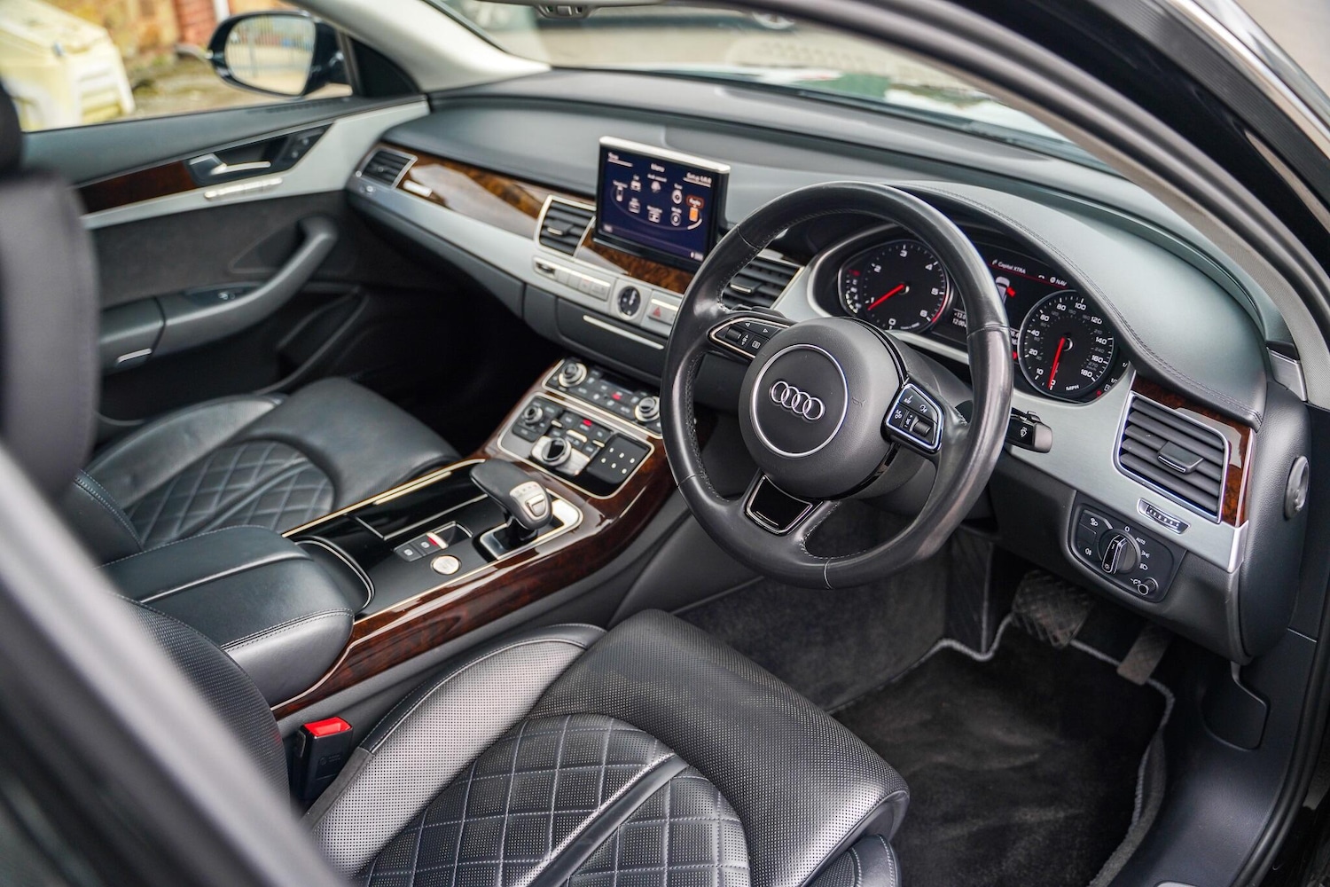 Used Audi A8 2017 for sale - 76214766: Photo 34