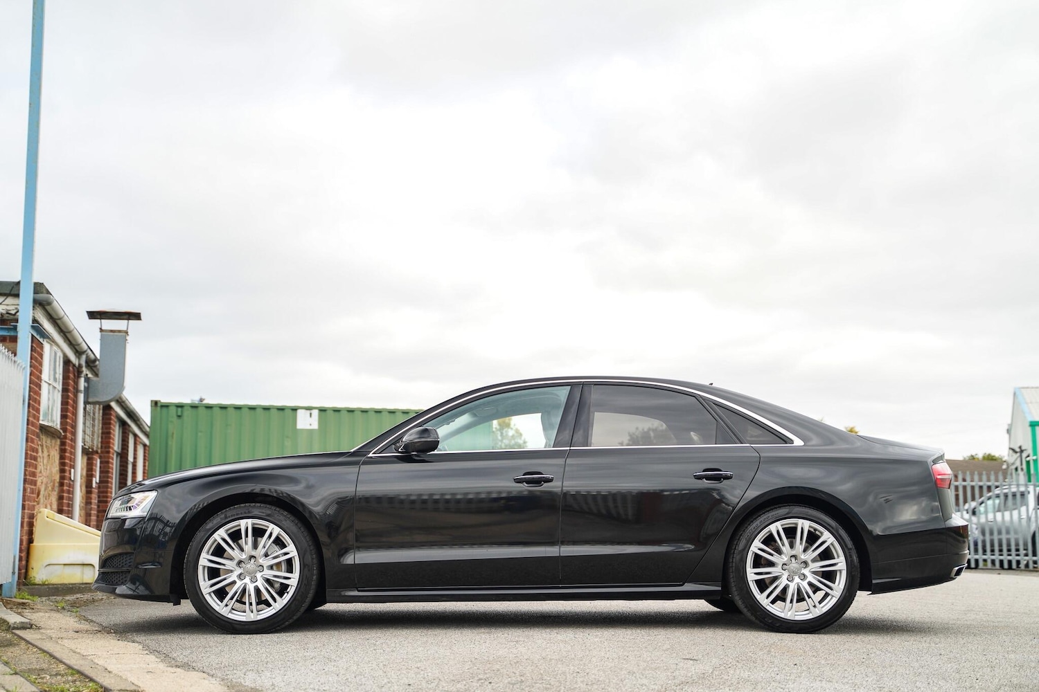 Used Audi A8 2017 for sale - 76214766: Photo 9