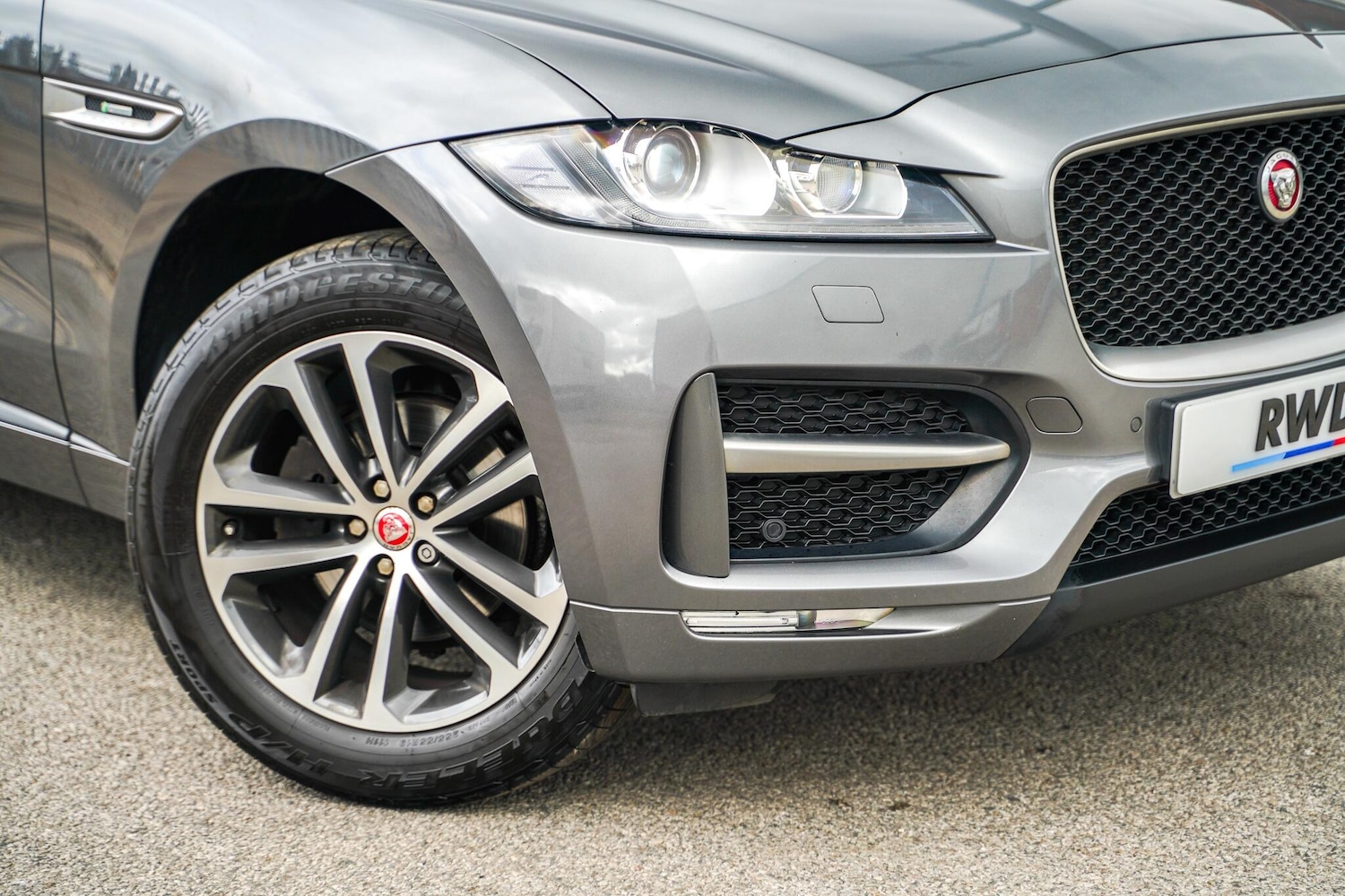 Used Jaguar F-Pace for sale - 78127727: Photo 2