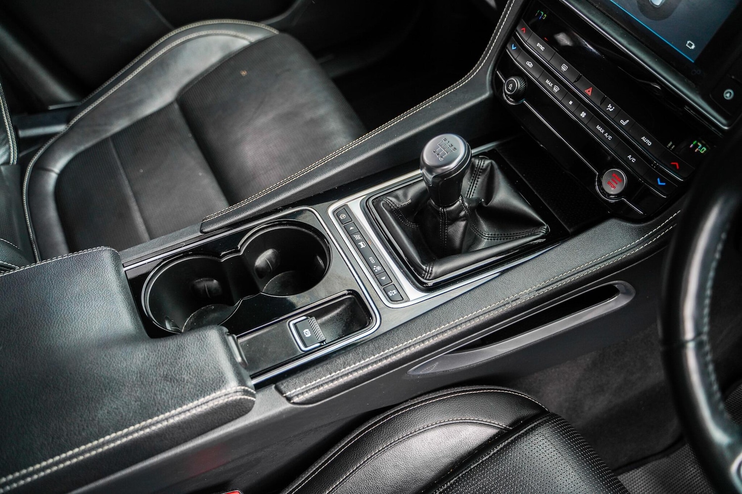 Used Jaguar F-Pace for sale - 78127727: Photo 38