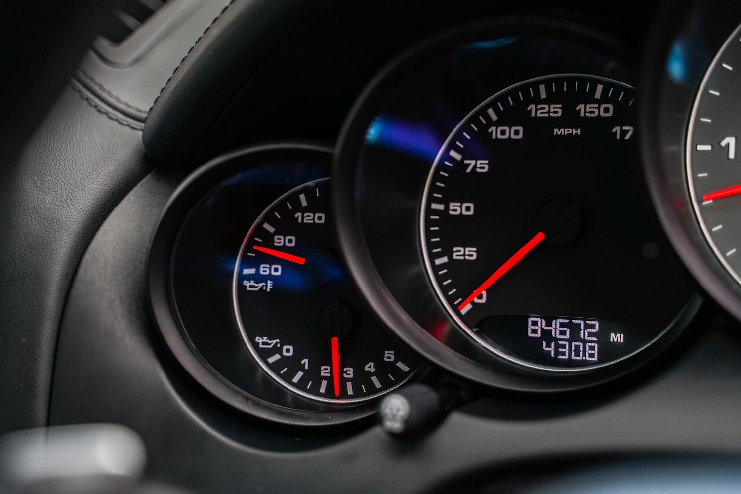 Used Porsche Cayenne 2015 for sale - 76596972: Photo 16