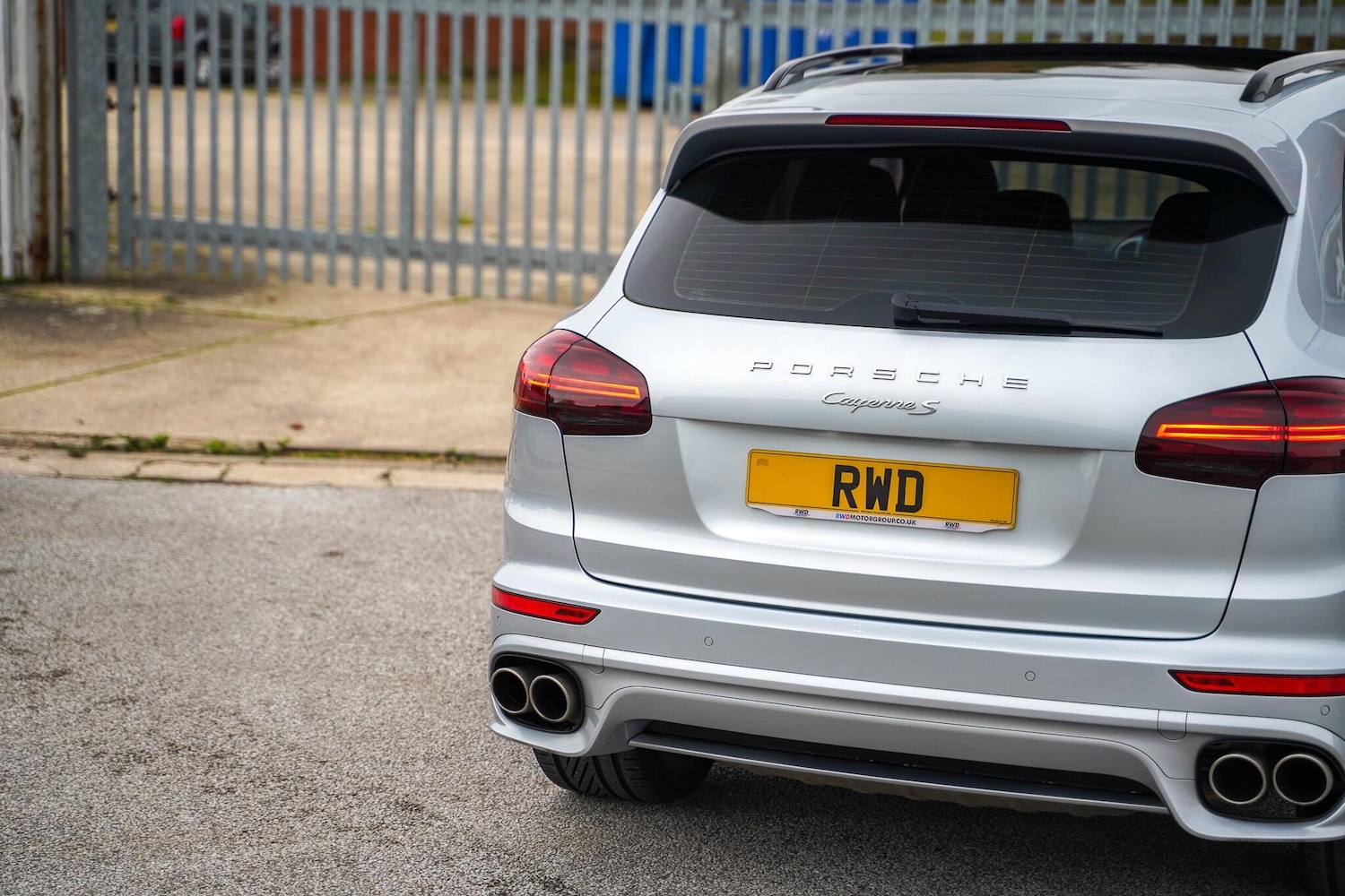 Used Porsche Cayenne 2015 for sale - 76596972: Photo 21