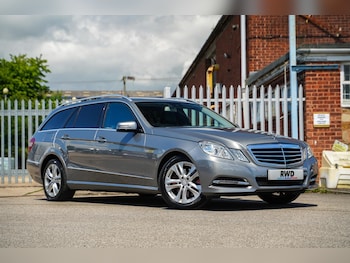 Used Mercedes-Benz E Class 2012 for sale - 78933908: Photo