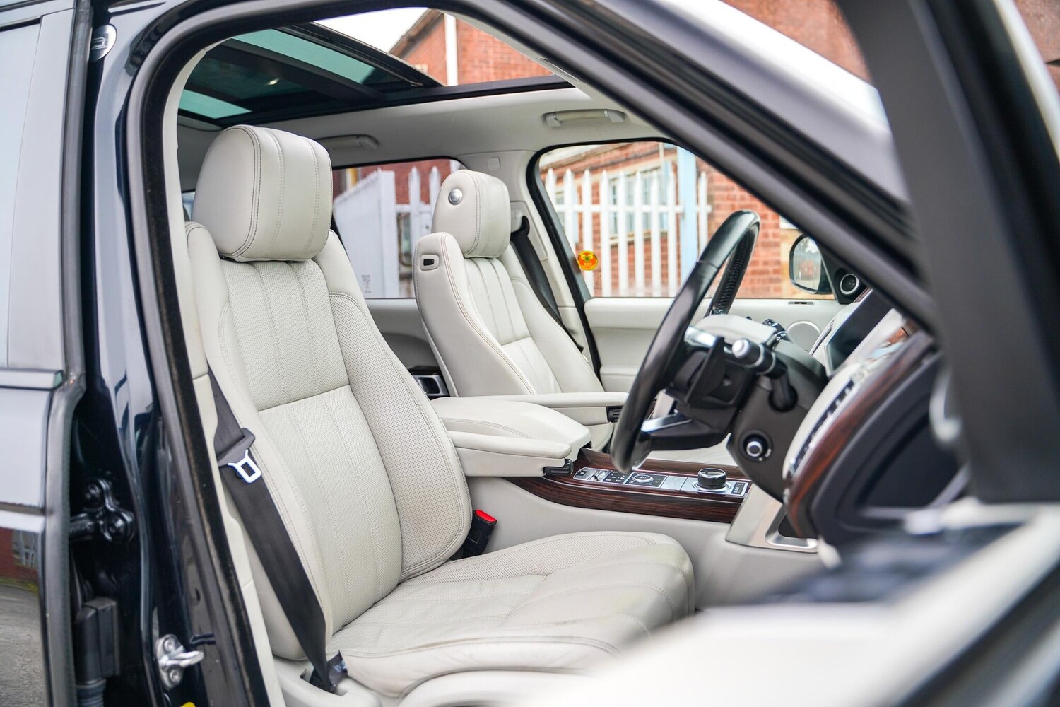 Used Land Rover Range Rover for sale - 77799315: Photo 11