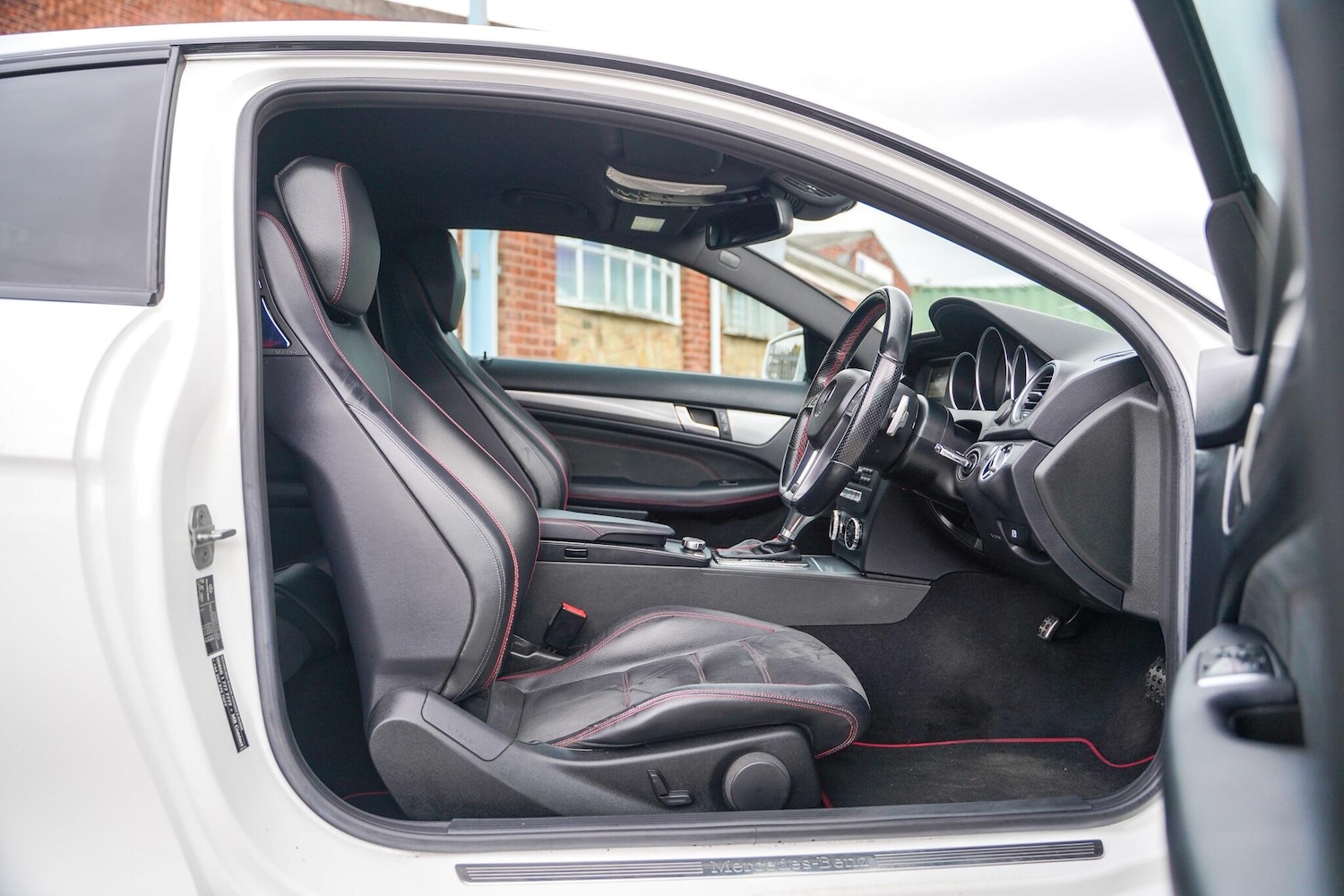 Used Mercedes-Benz C Class 2012 for sale - 78127540: Photo 33