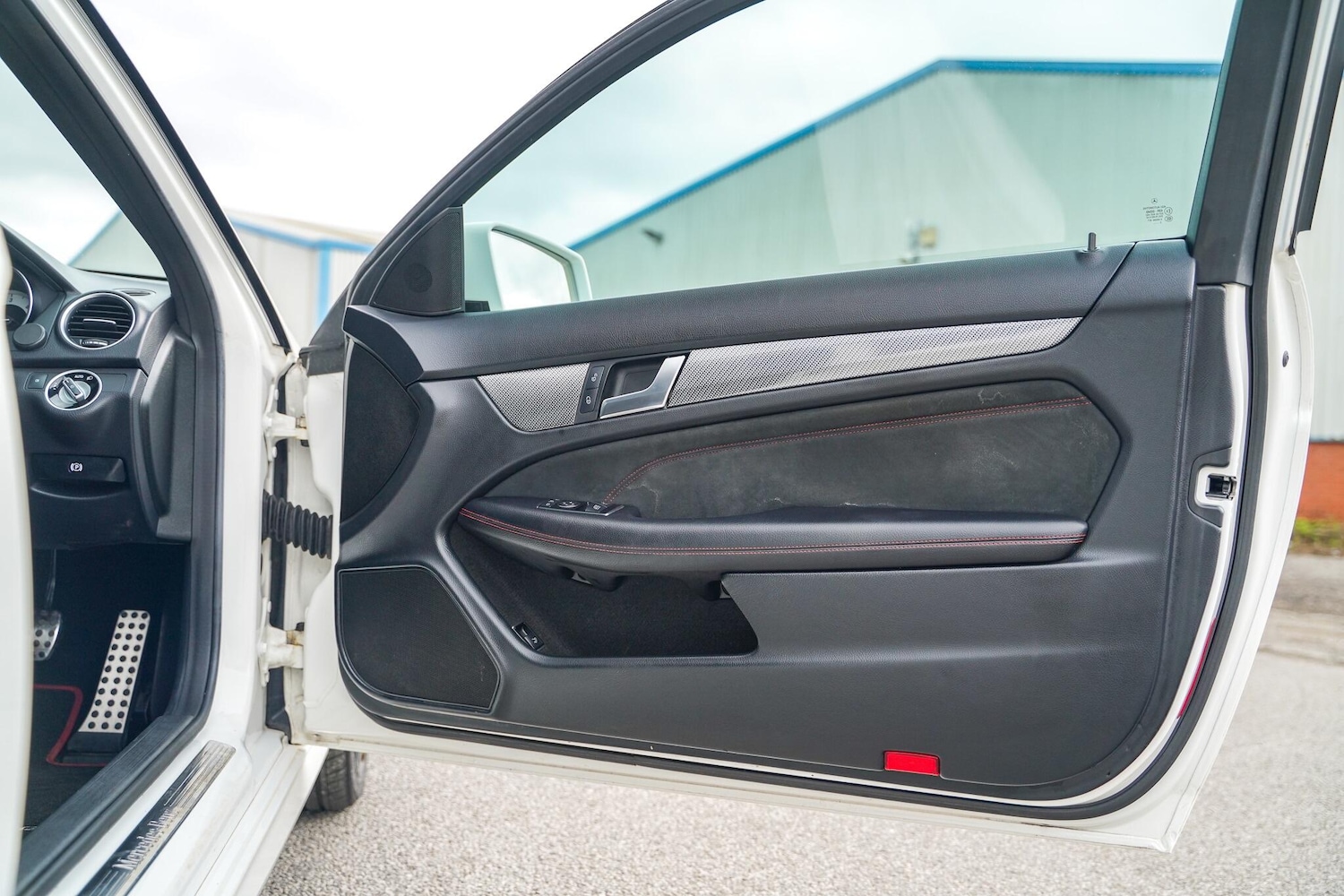 Used Mercedes-Benz C Class 2012 for sale - 78127540: Photo 50