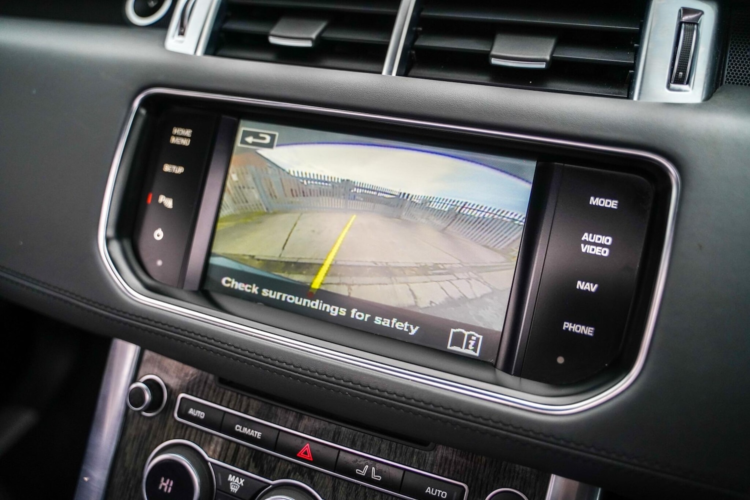 Used Land Rover Range Rover Sport 2014 for sale - 76976630: Photo 43