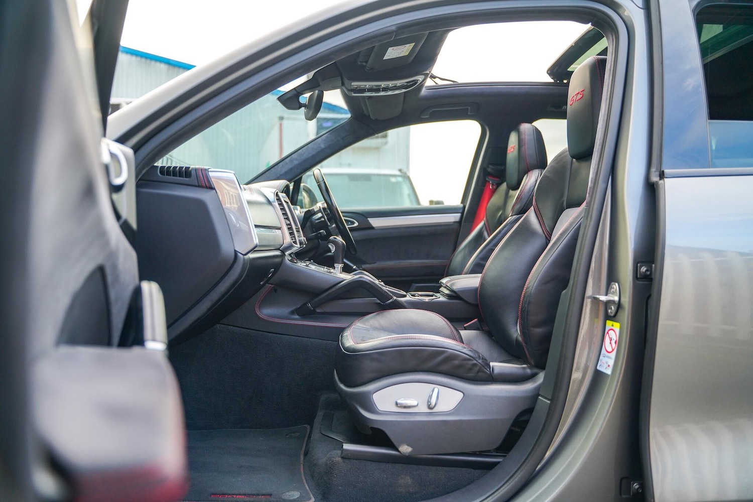 Used Porsche Cayenne for sale - 77484476: Photo 25