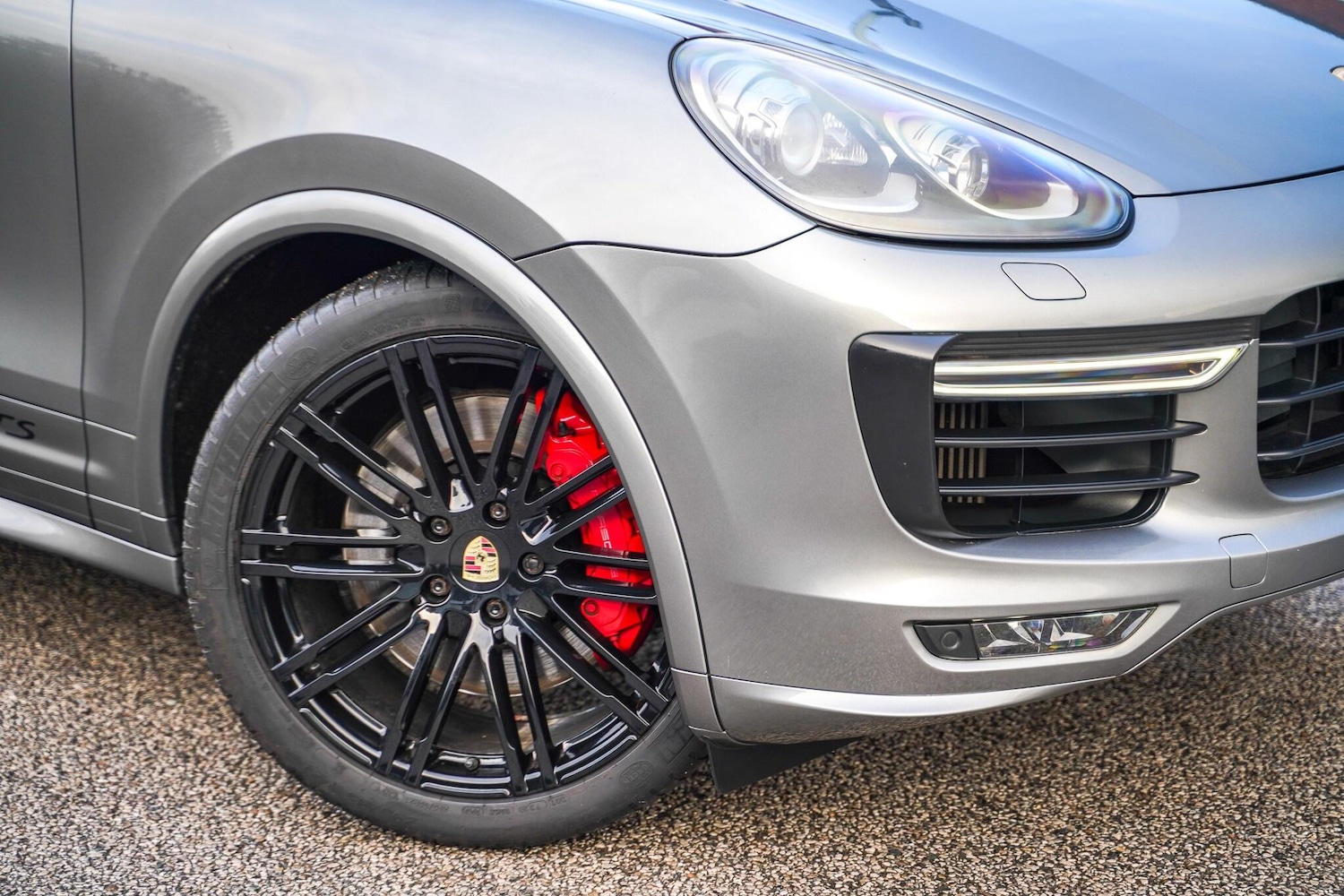 Used Porsche Cayenne for sale - 77484476: Photo 3