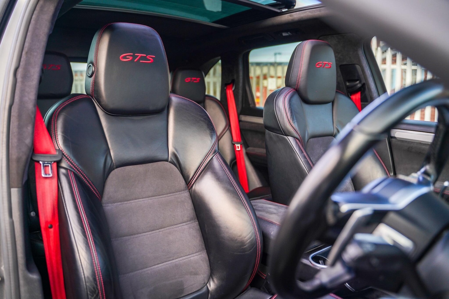 Used Porsche Cayenne for sale - 77484476: Photo 35