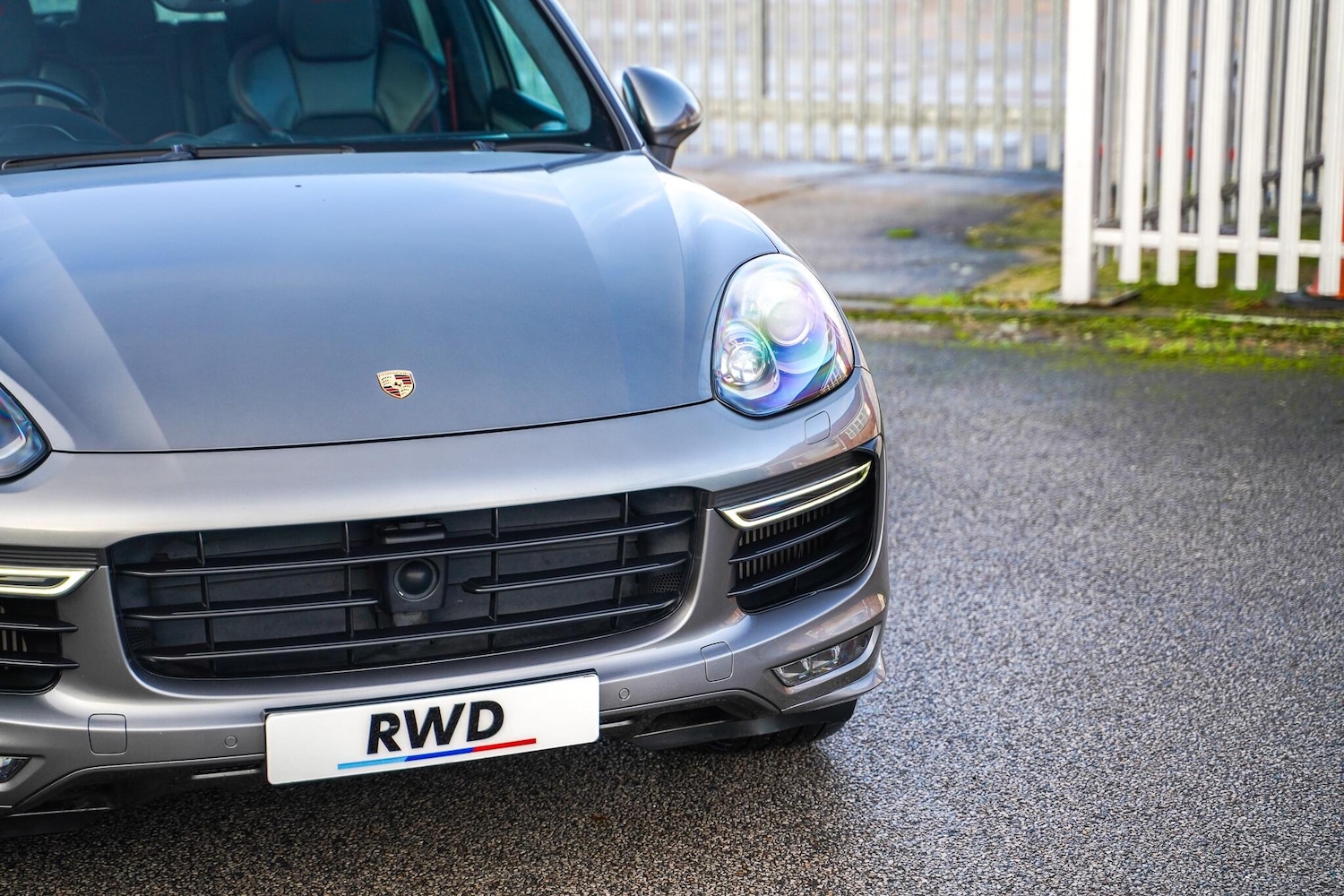 Used Porsche Cayenne for sale - 77484476: Photo 4