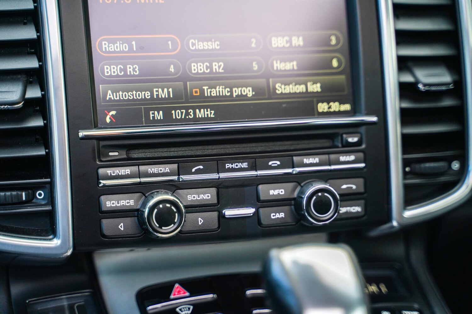 Used Porsche Cayenne for sale - 77484476: Photo 42