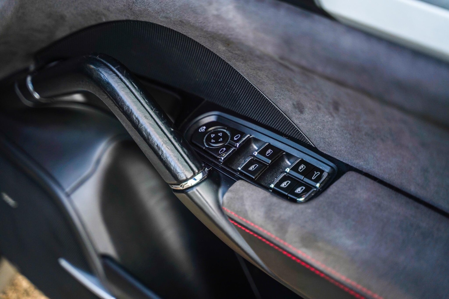 Used Porsche Cayenne for sale - 77484476: Photo 52