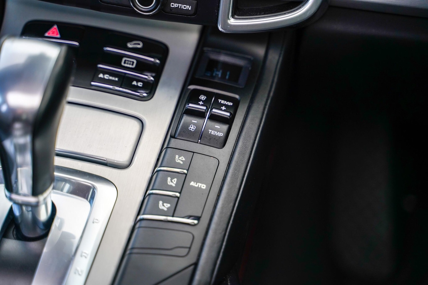 Used Porsche Cayenne for sale - 77484476: Photo 58