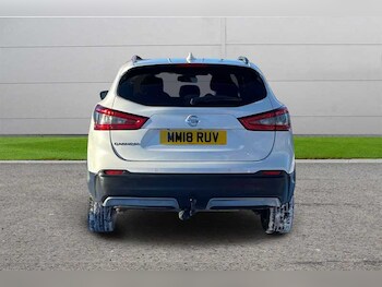 Used Nissan Qashqai 2018 for sale - 77031787: Photo