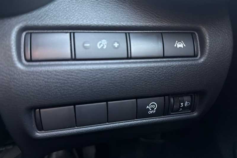 Used Nissan Juke 2023 for sale - 77841773: Photo 29