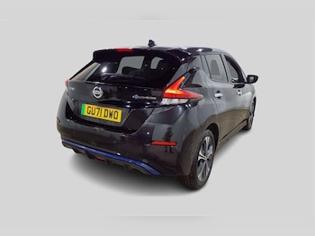 Used Nissan Leaf 2021 for sale - 77102743: Photo