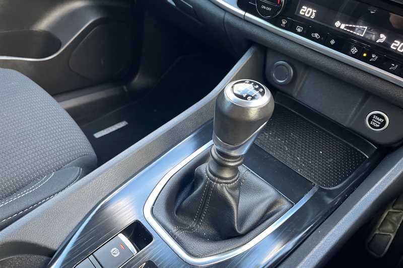 Used Nissan Qashqai 2021 for sale - 76598032: Photo 31