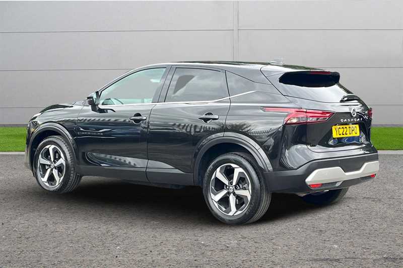 Used Nissan Qashqai 2022 for sale - 76875244: Photo 2