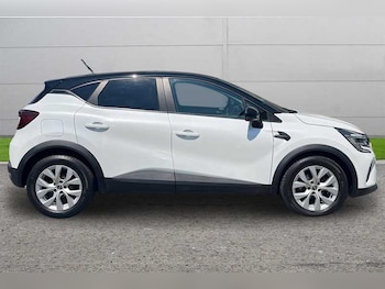 Used Renault Captur 2021 for sale - 79182903: Photo