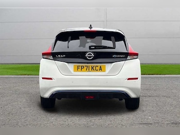 Used Nissan Leaf 2021 for sale - 77031740: Photo