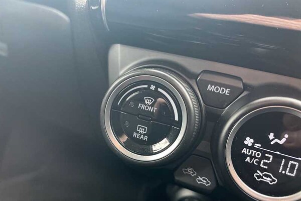 Used Suzuki Swift 2019 for sale - 76297722: Photo 30