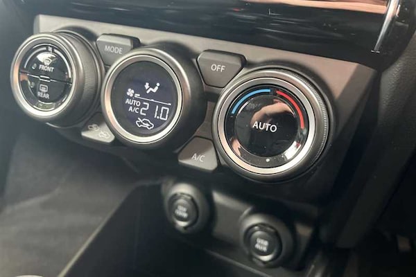 Used Suzuki Swift 2019 for sale - 76297722: Photo 31