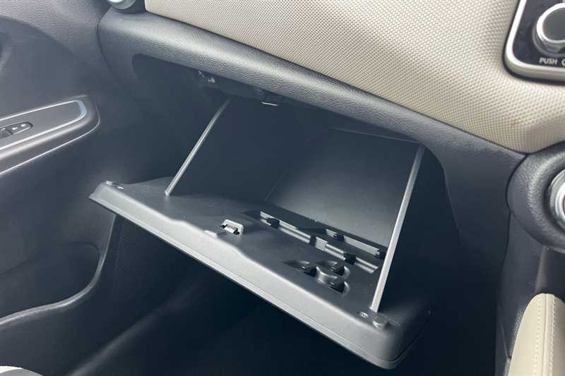 Used Nissan Micra 2018 for sale - 77855979: Photo 43