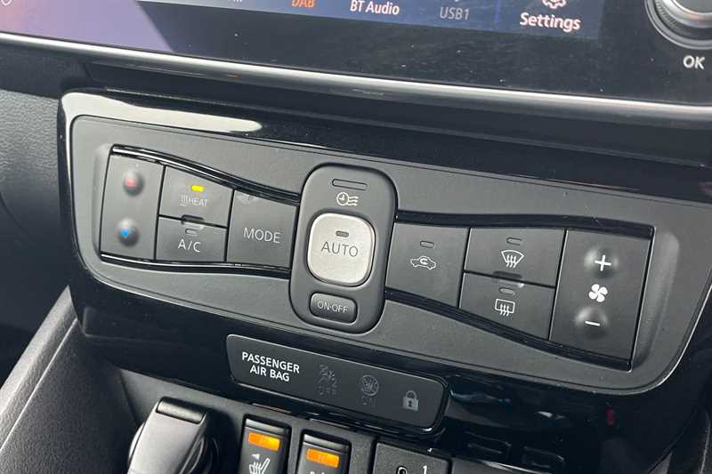 Used Nissan Leaf 2022 for sale - 77471385: Photo 12