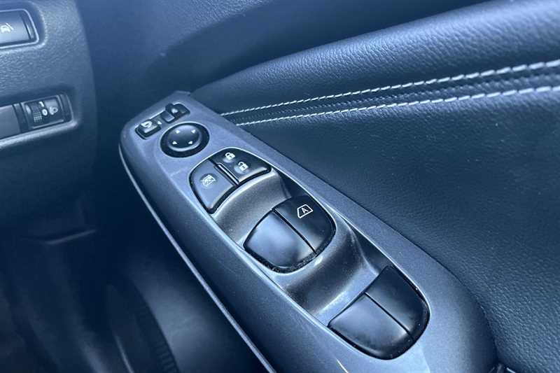 Used Nissan Juke 2023 for sale - 78051440: Photo 18