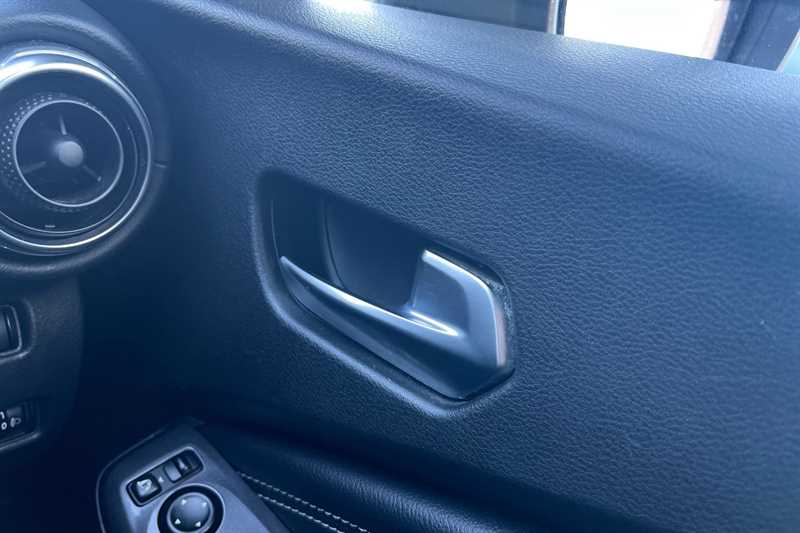 Used Nissan Juke 2023 for sale - 78051440: Photo 25