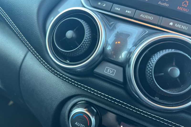 Used Nissan Juke 2023 for sale - 78051440: Photo 37