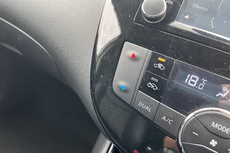 Used Nissan Pulsar 2015 for sale - 76112538: Photo 27
