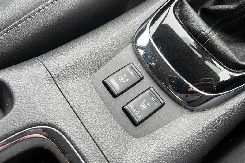 Used Nissan Pulsar 2015 for sale - 76112538: Photo 32