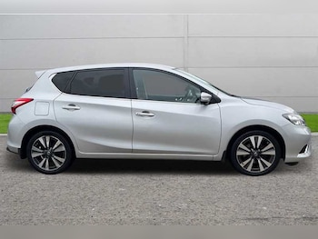 Used Nissan Pulsar 2015 for sale - 76112538: Photo