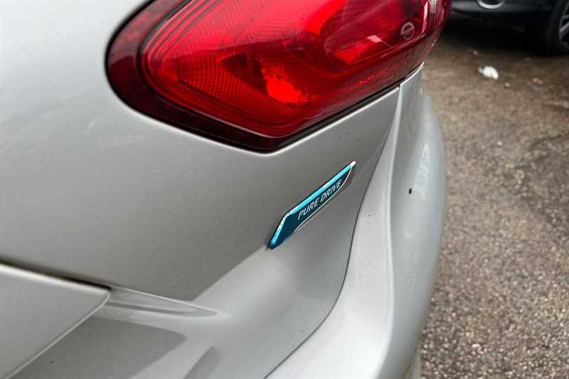 Used Nissan Pulsar 2015 for sale - 76112538: Photo 42