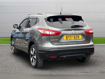 Used Nissan Qashqai 2017 for sale - 77755804: Photo