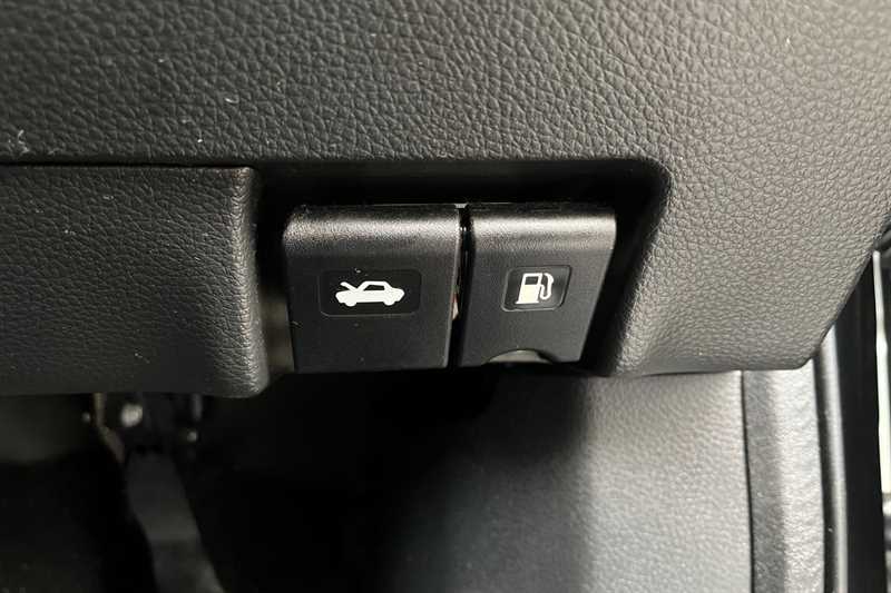 Used Nissan Qashqai 2018 for sale - 76564025: Photo 34