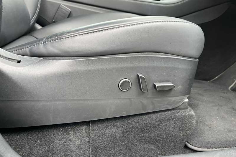 Used Tesla Model Y 2022 for sale - 76475237: Photo 37